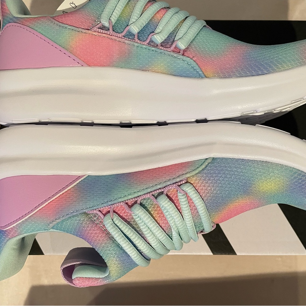 Adidas Lite Racer Adapt 7.0 in Lilac and Mint - Picture 4 of 8